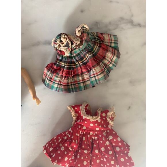 Vintage Fashion for Betsy McCall - Picture 2 of 9